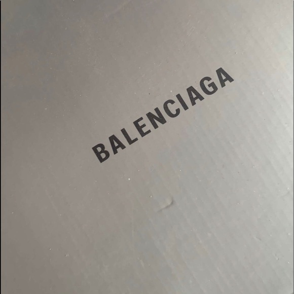 Balenciaga Sz 44